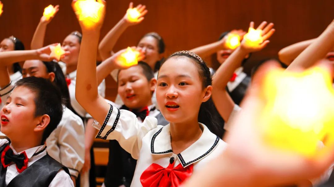 灯市口小学举行“逐光前行 扬帆远航”金帆合唱团二十周年专场音乐会暨灯市口小学建校160周年素质教育成果展示活动 第15张