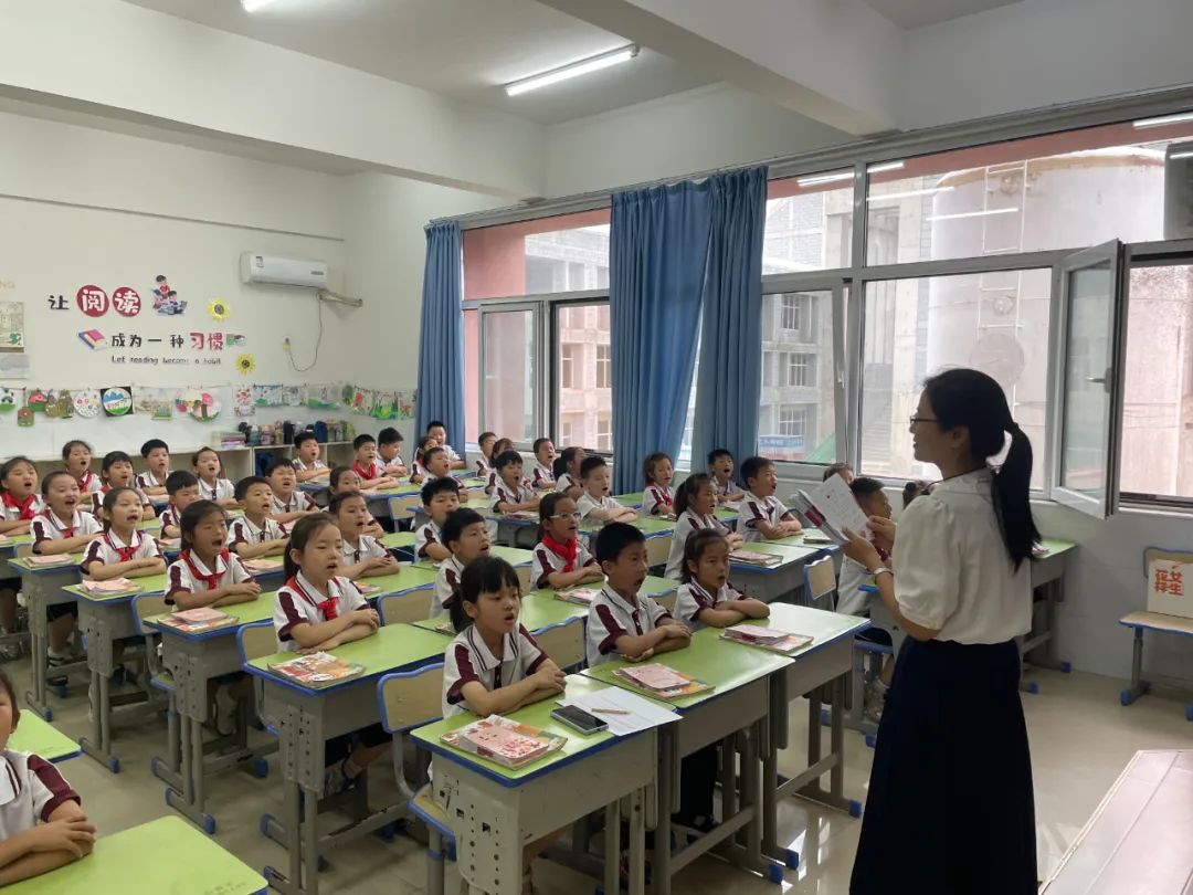 校园动态|曹县第一实验小学经典诵读验收​活动 第24张