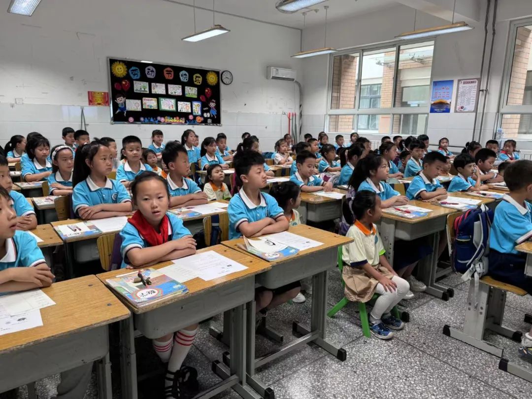 美好初夏,“幼”见小学——安阳高新区商颂小学迎接各幼儿园走进小学幼小衔接活动纪实 第10张