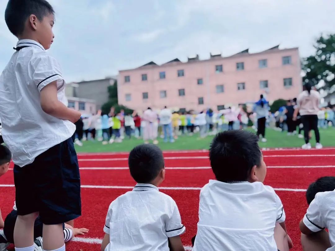 2024荣塘中心幼儿园“初探小学,'幼'见成长”大班幼小衔接活动 第52张