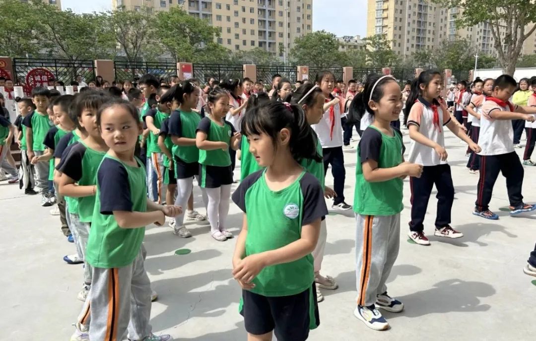 【幼小衔接2024(四)】你好·小学——潍水幼儿园大班级部幼儿到三台小学参观! 第39张