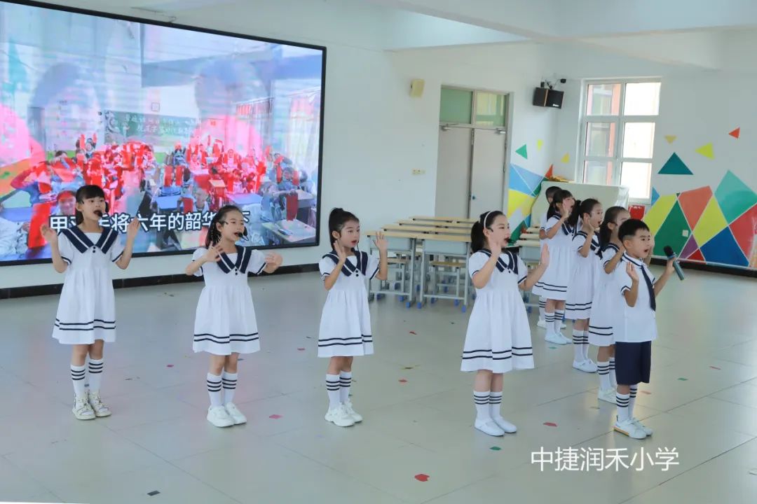 满园书香,悦读悦享——全区小学“阅读推进及成果展示”活动在润禾小学举行 第14张