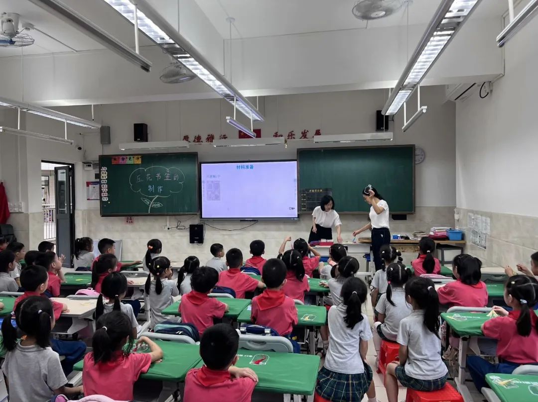 小学之初印象——华南师范大学幼教实验基地·新世界凯粤湾实验幼儿园大班级参观小学 第26张