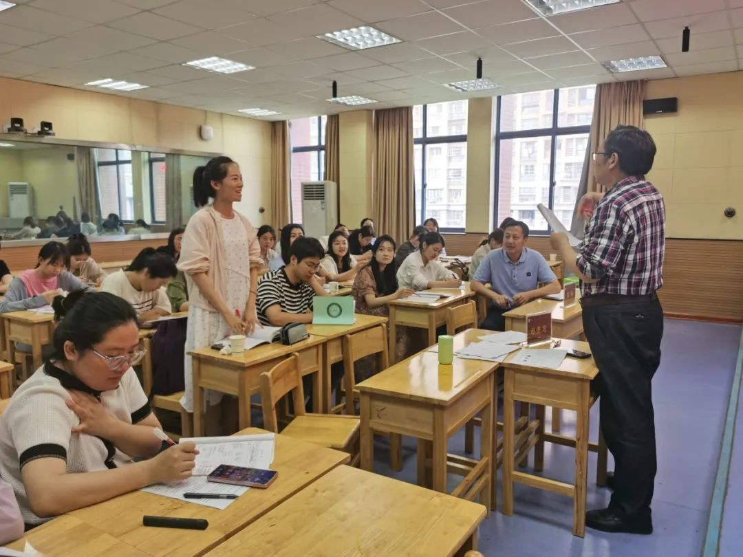 【西苑小·研训】“全体验”视域下的小学数学复习课实践与探索——雨花台区新课标视域下的小学数学教学案实践研究(十八) 第27张