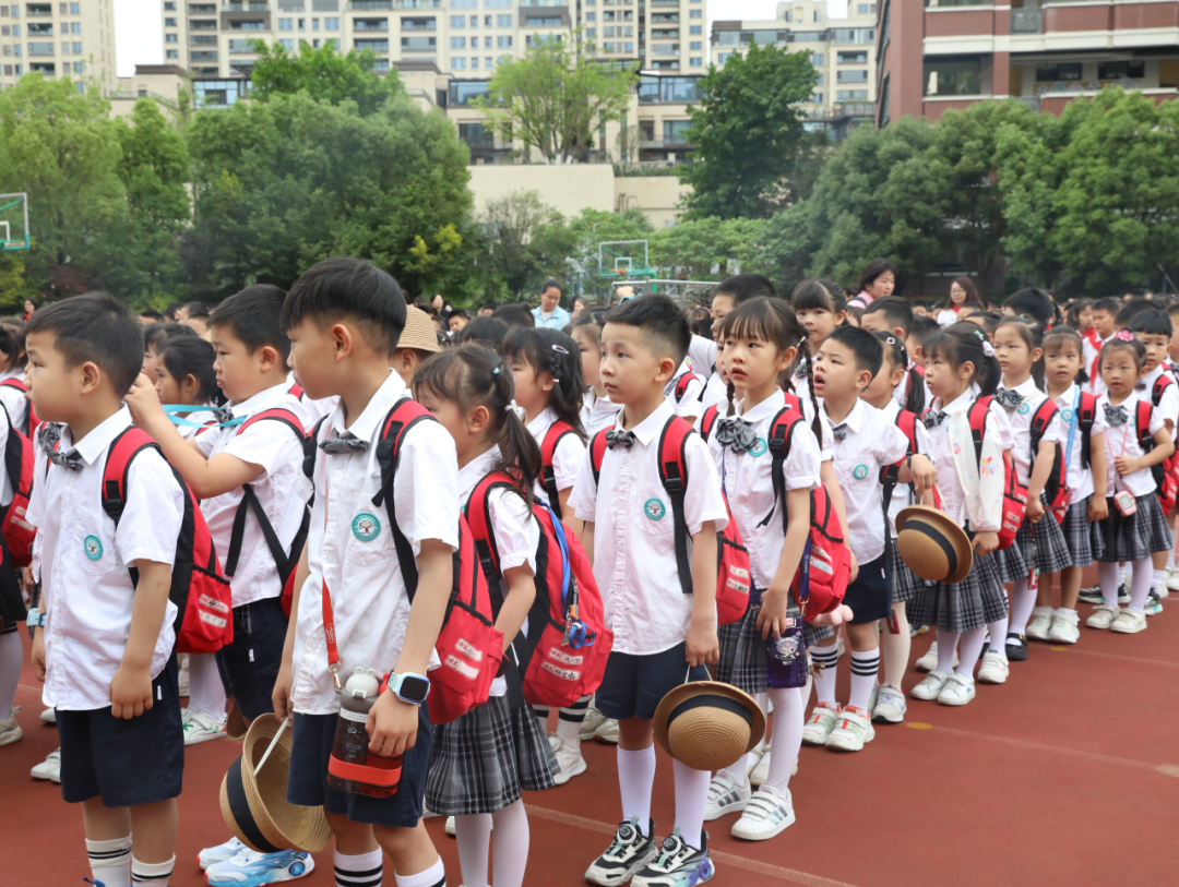 【学前教育宣传月】体验小学 “幼”见成长——同茂幼儿园大班组小学体验日活动 第43张