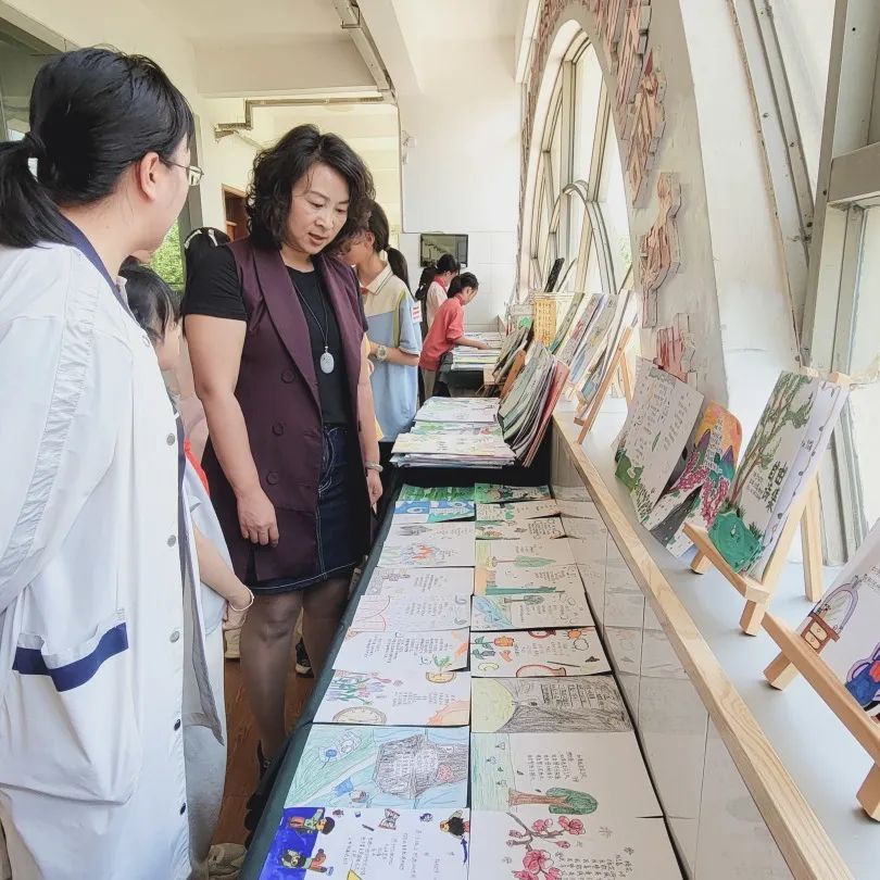 诗意流淌映童心,佳句纷呈展才情——东华小学交响校区四年级语文组“春之韵”主题活动 第13张