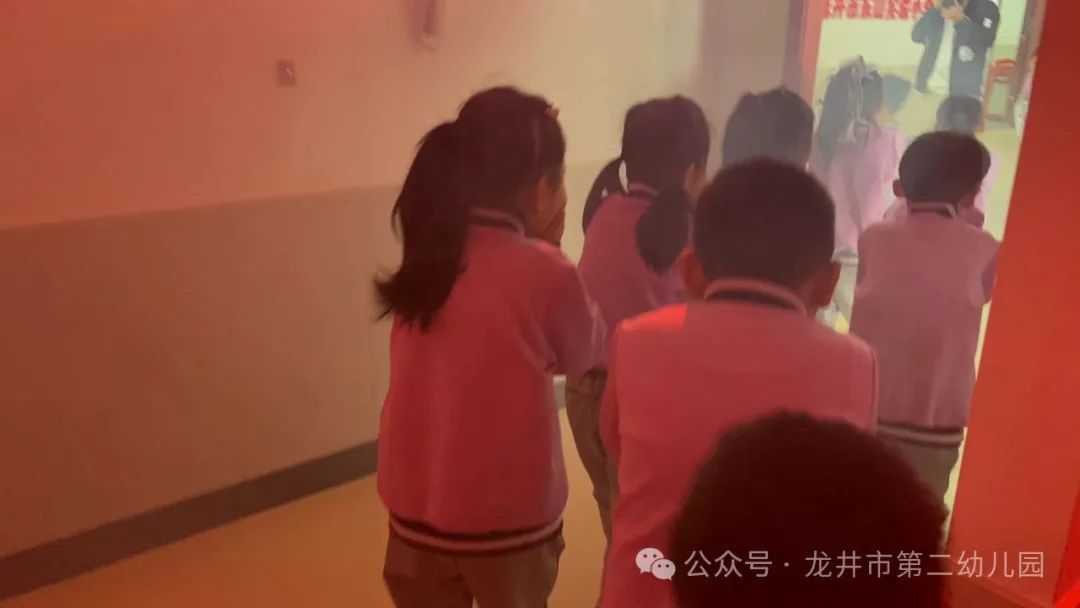 【幼儿活动】“趣”探小学,“幼”见成长——龙井市第二幼儿园携手龙井市东山实验小学开展参观小学活动 第57张