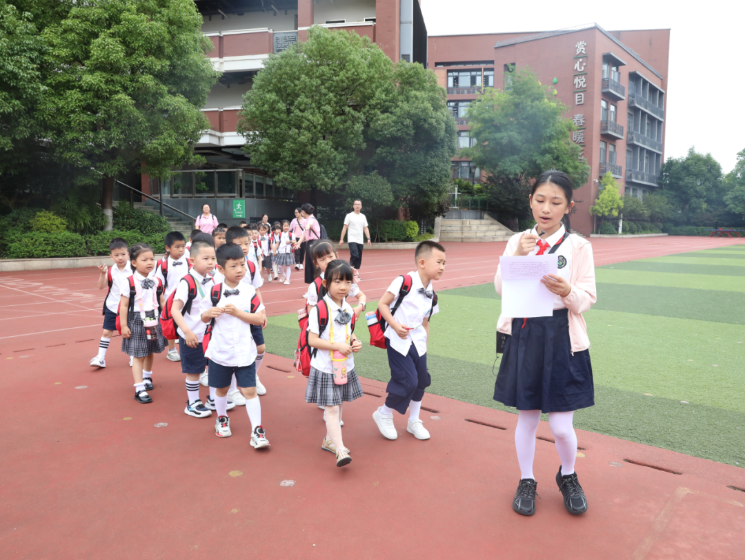 【学前教育宣传月】体验小学 “幼”见成长——同茂幼儿园大班组小学体验日活动 第60张