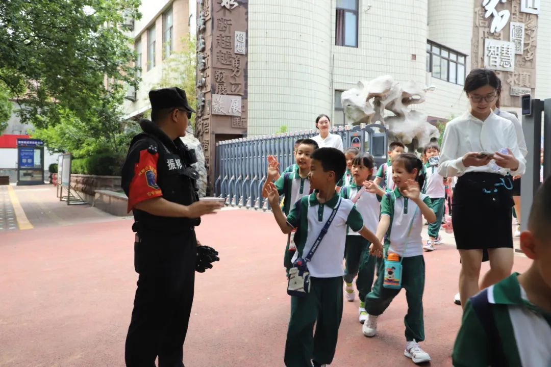 【幼小衔接】小学长啥样?我想去看看——济南市经五路幼儿园幼小衔接系列活动之走进小学 第101张