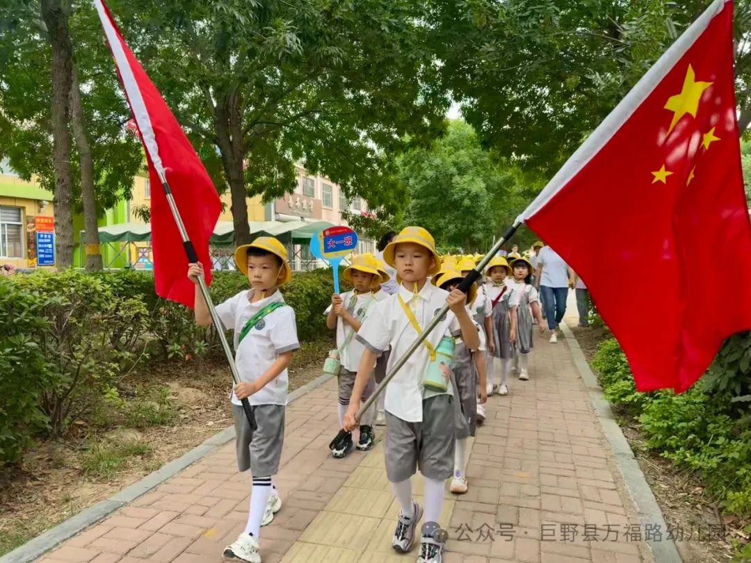 【党建引领】幼小衔接  “趣”见小学——巨野县万福路幼儿园参观小学活动 第20张