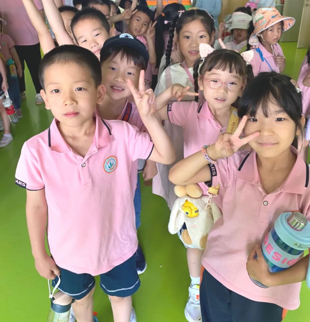 初探小学,“幼”见成长——王稳庄镇中心幼儿园幼小衔接“参观小学”主题活动 第41张