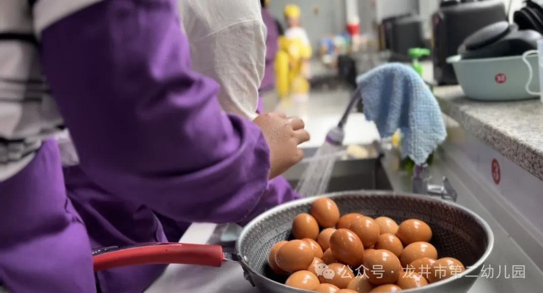 【幼儿活动】“趣”探小学,“幼”见成长——龙井市第二幼儿园携手龙井市东山实验小学开展参观小学活动 第99张