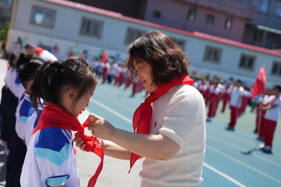 红领巾爱祖国 好少年心向党‖南台小学2024年新队员入队仪式 第38张