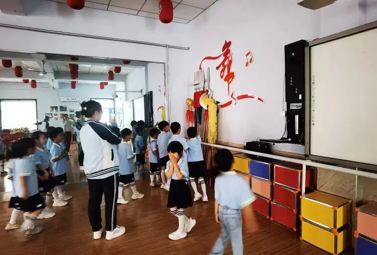 走进小学  “幼”见美好~~二实、二幼联合开展幼小衔接主题活动 第41张