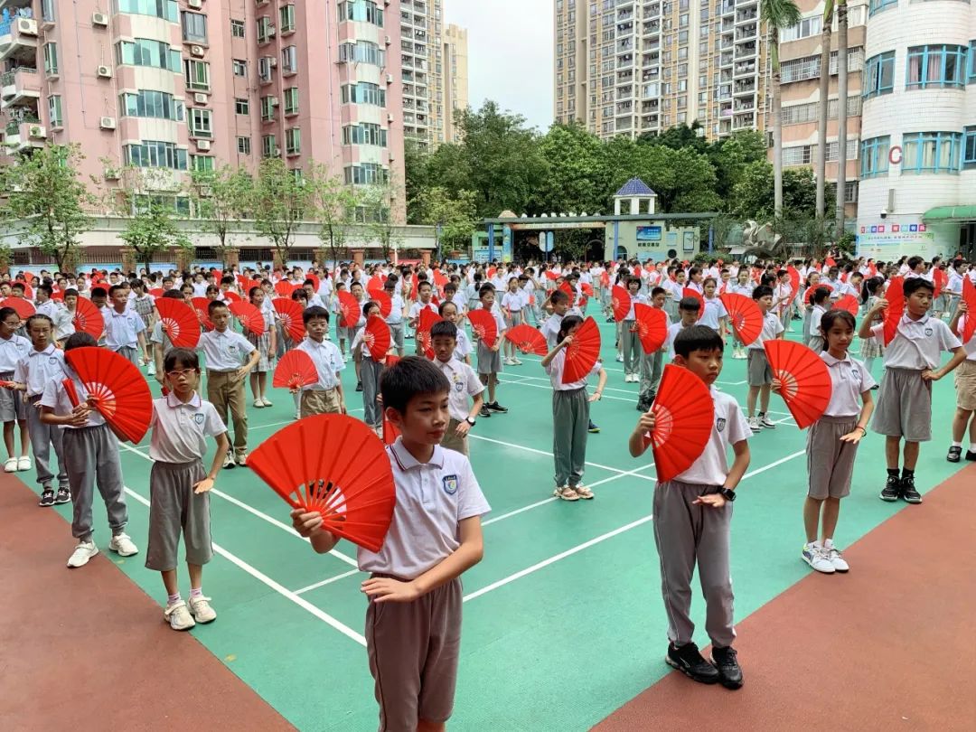 湖南省凤凰县阿拉石化小学“优才生”赴荔园小学跟班研学 第40张