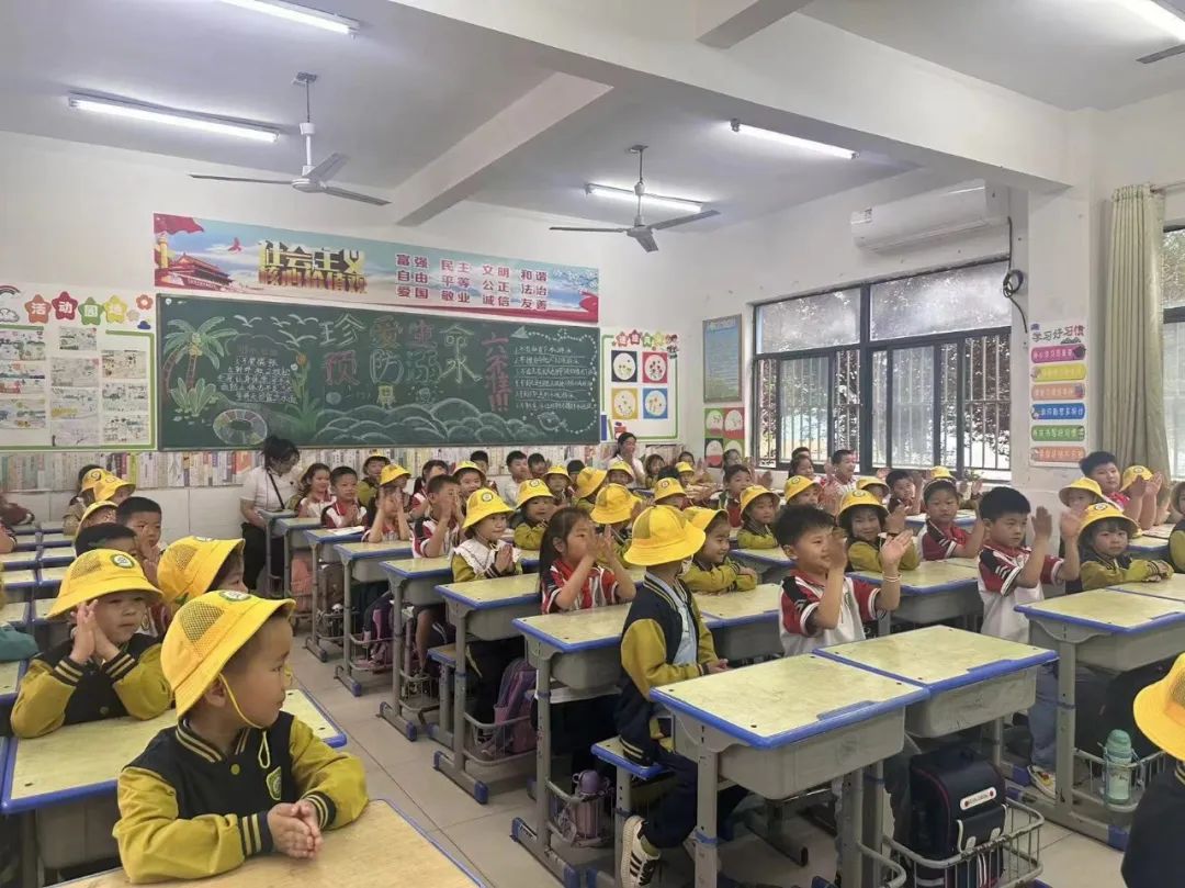 霍邱师范附属小学:幼小衔接进校园,双向奔赴共成长 第1张