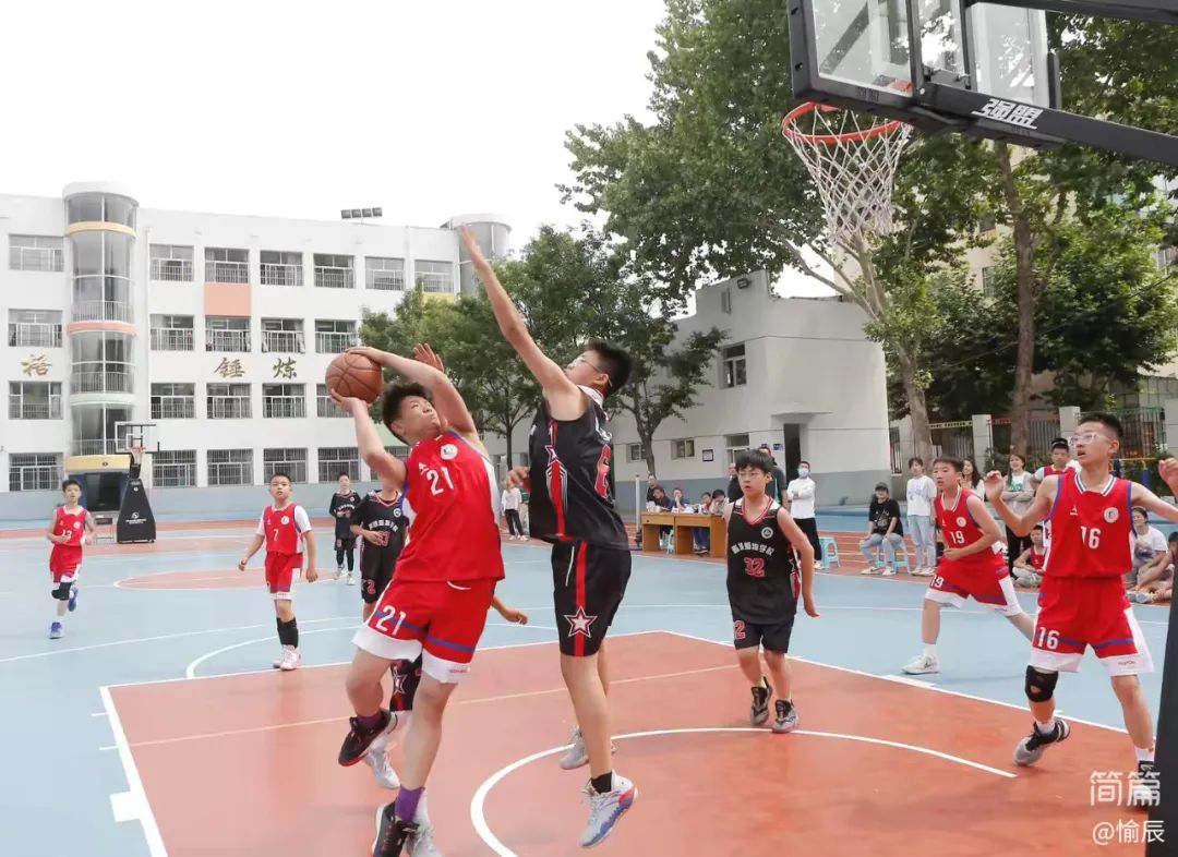 晋城市城区凤台小学在市区小学生篮球联赛中获佳绩 第26张