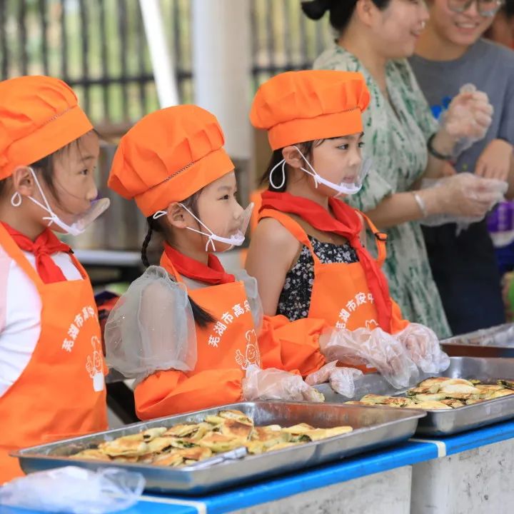 悦动田园  品味快乐——高安中心小学第二届校园美食节 第15张