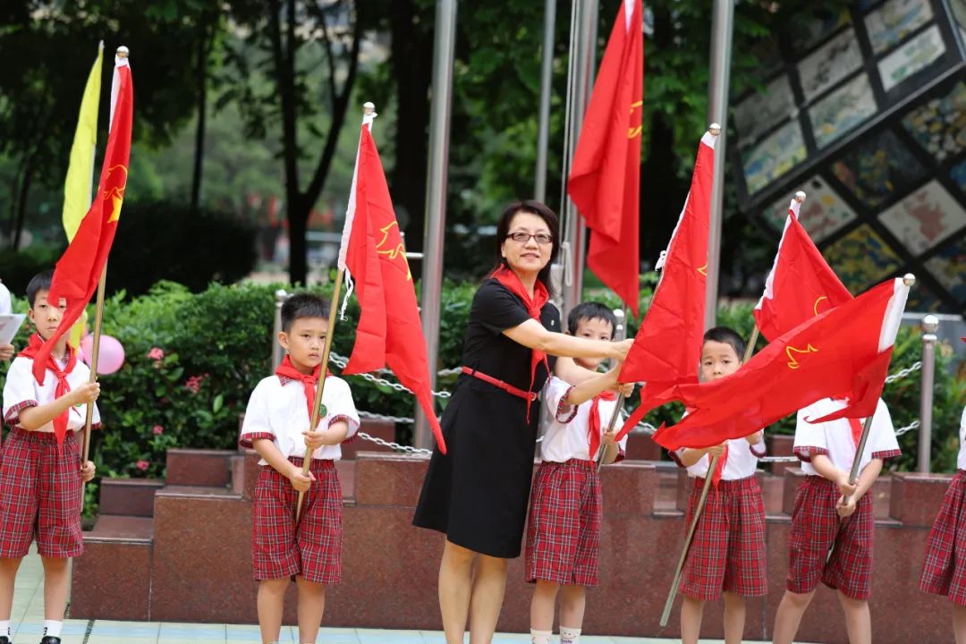 红领巾爱祖国——广州市花都区骏威小学2024年少先队新队员入队仪式 第22张