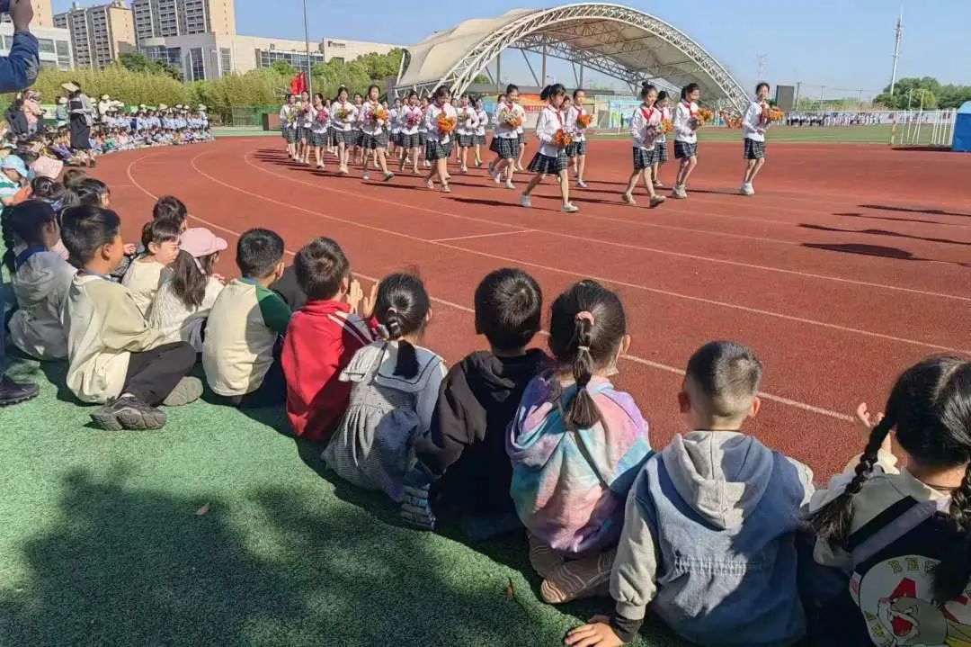 【学前教育宣传月】小学,我们准备好了!——利港中心幼儿园幼小衔接系列活动 第1张