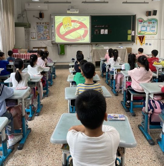 无烟校园    健康你我——绍兴镜湖小学开展控烟主题班会 第10张