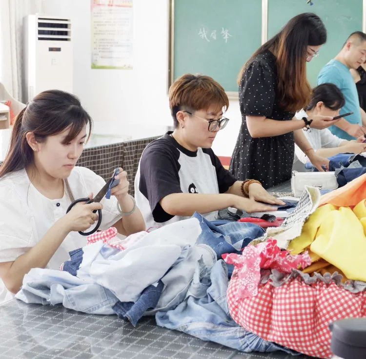 沂南县小学美术教师“学校美育浸润行动”项目化学习系列(二)—沂南五小站 第17张