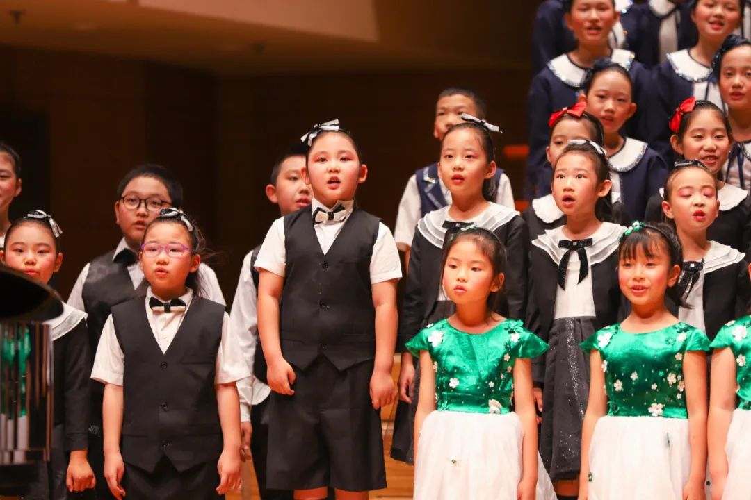 灯市口小学举行“逐光前行 扬帆远航”金帆合唱团二十周年专场音乐会暨灯市口小学建校160周年素质教育成果展示活动 第123张