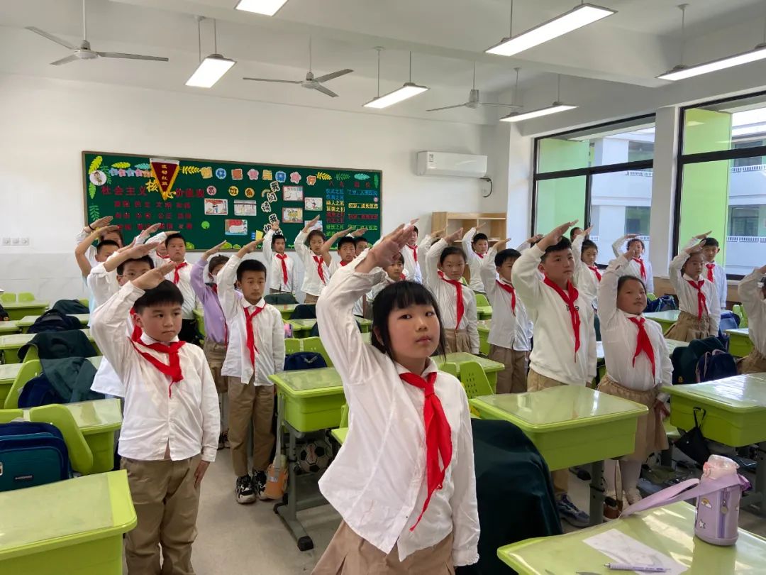 【友谊路小学 情感德育】我骄傲,我是少先队员! 第11张