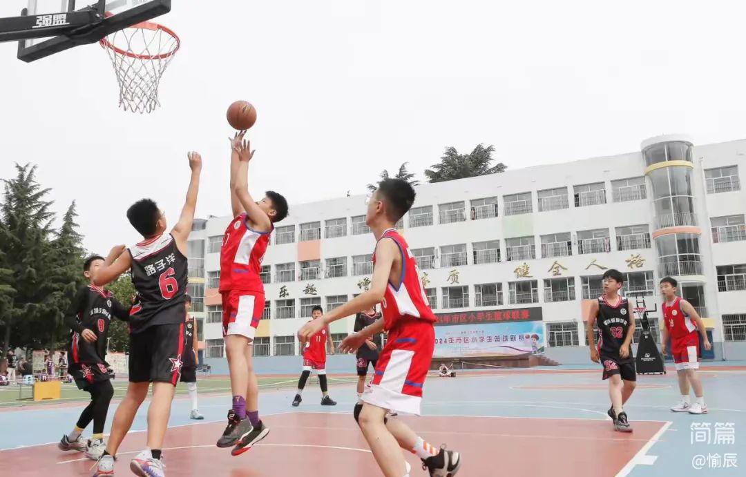 晋城市城区凤台小学在市区小学生篮球联赛中获佳绩 第19张