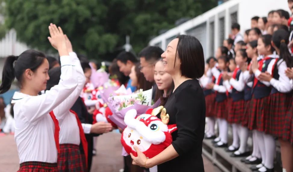 闪亮的日子 | 龙华中心小学“新百年 星教师”第八届班主任节 第11张