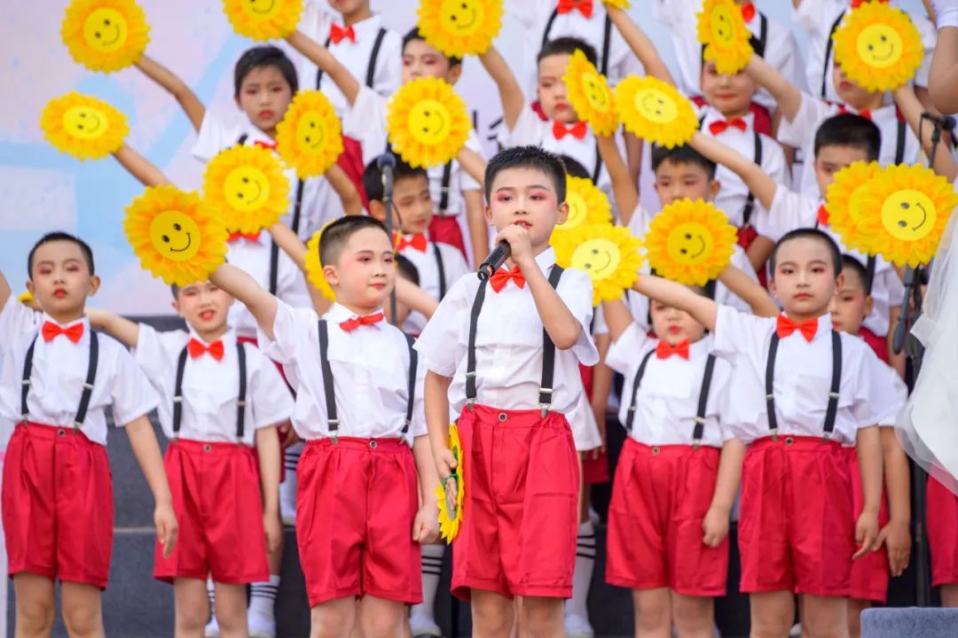 南充市西河路小学:童年印象  艺美繁春——第二十四届校园艺术节暨学科融合成果展演 第35张