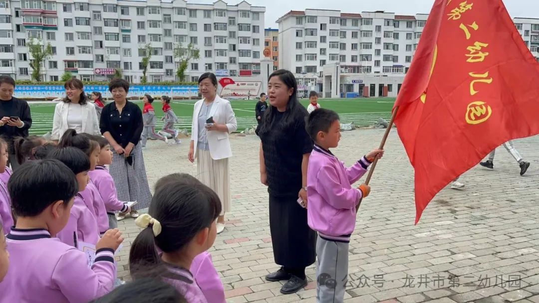 【幼儿活动】“趣”探小学,“幼”见成长——龙井市第二幼儿园携手龙井市东山实验小学开展参观小学活动 第21张