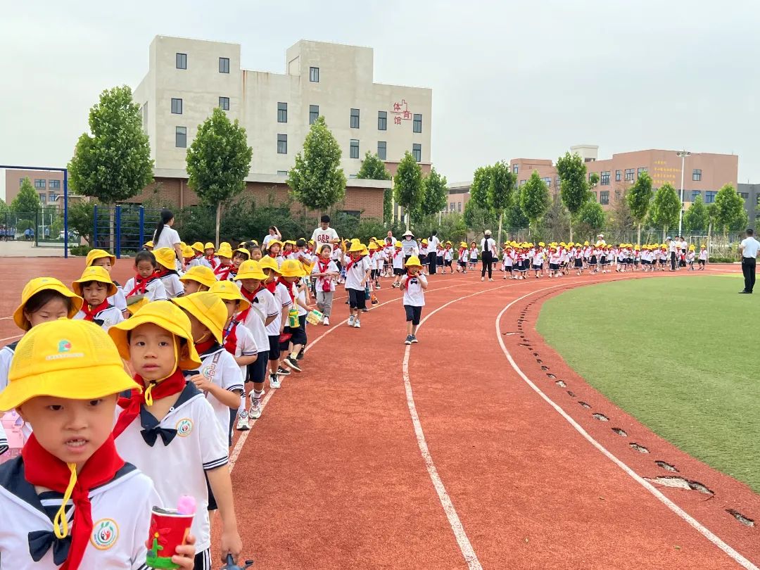 【无棣县实验幼儿园分园】走进小学,乐享成长——大班幼儿参观第四实验小学纪实 第66张