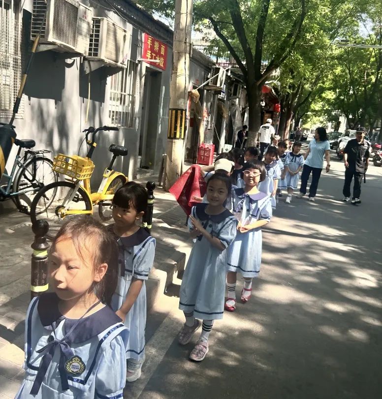 【幼小衔接  探秘小学】——北京中铁信达经贸有限公司幼儿园大班幼儿参观椿树馆小学活动 第7张