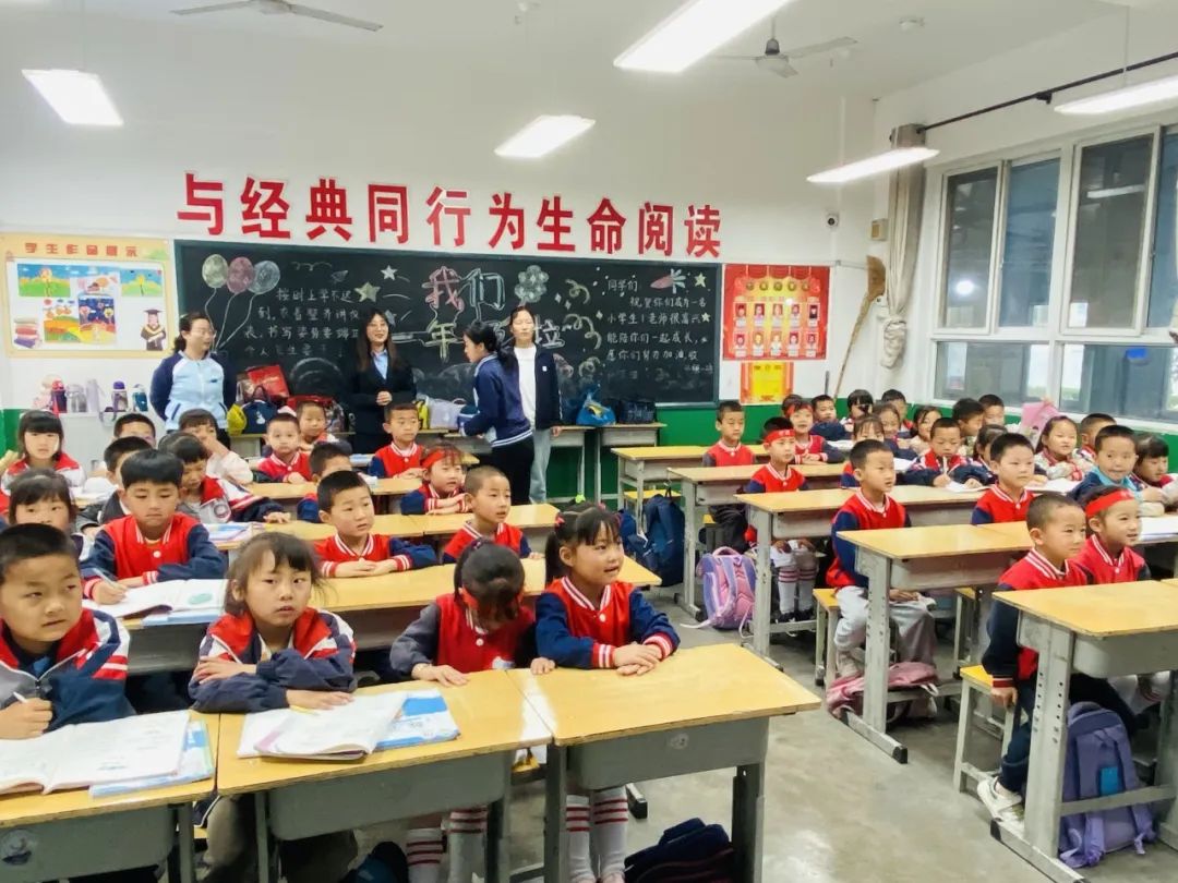 【校园动态】初探小学 “幼”见成长——甘井镇中心幼儿园幼小衔接之参观小学活动 第5张