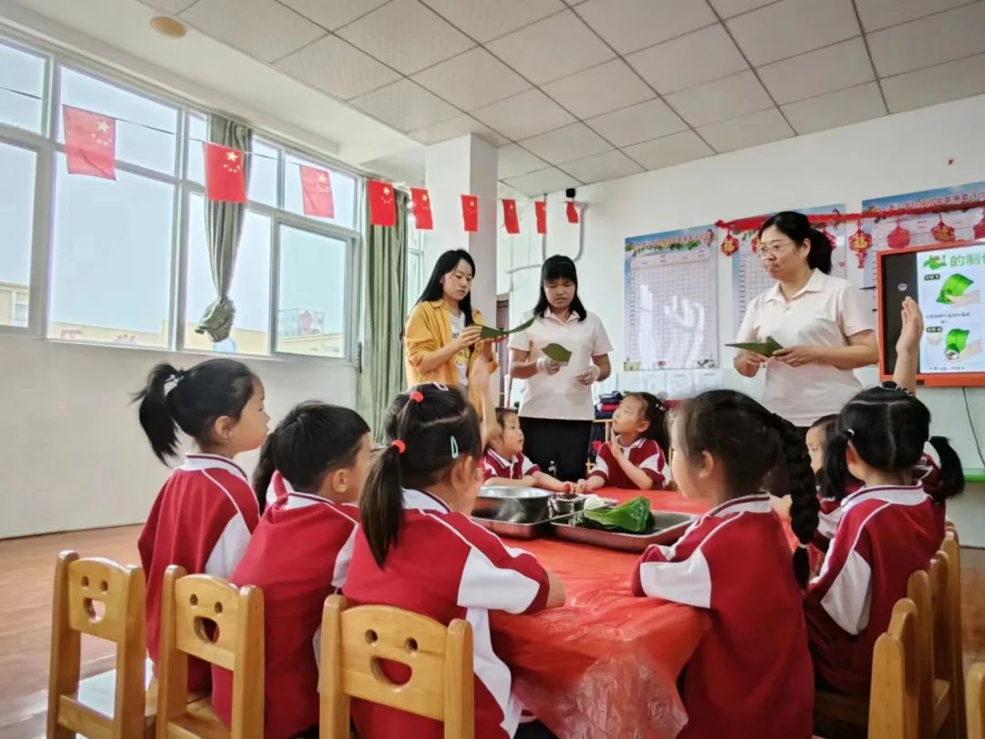 浓情端午 浸润童心--小港小学幼儿园端午节系列活动 第11张