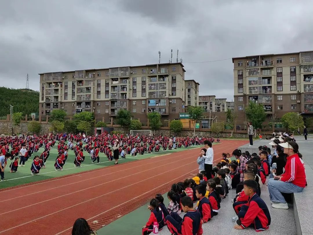 【幼小衔接】“小学零距离,成长初体验”——铜仁市第二十四幼儿园大班参观小学活动 第29张