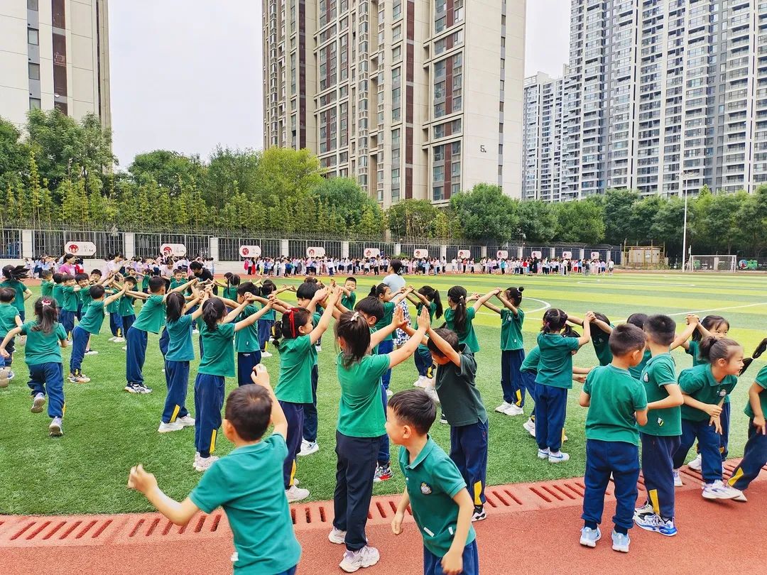 小学初体验 衔接零距离——中原区西郡第二小学与滨河花园幼儿园开展幼小衔接参观体验活动 第15张