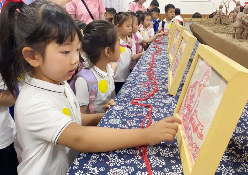 【园所动态】初探小学,礼遇成长——解放区第一幼儿园幼小衔接活动 第6张