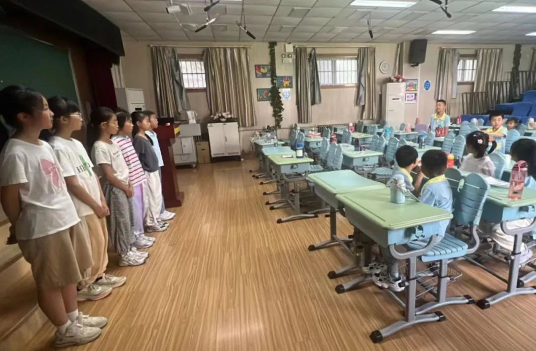 大班组参观小学活动 第32张