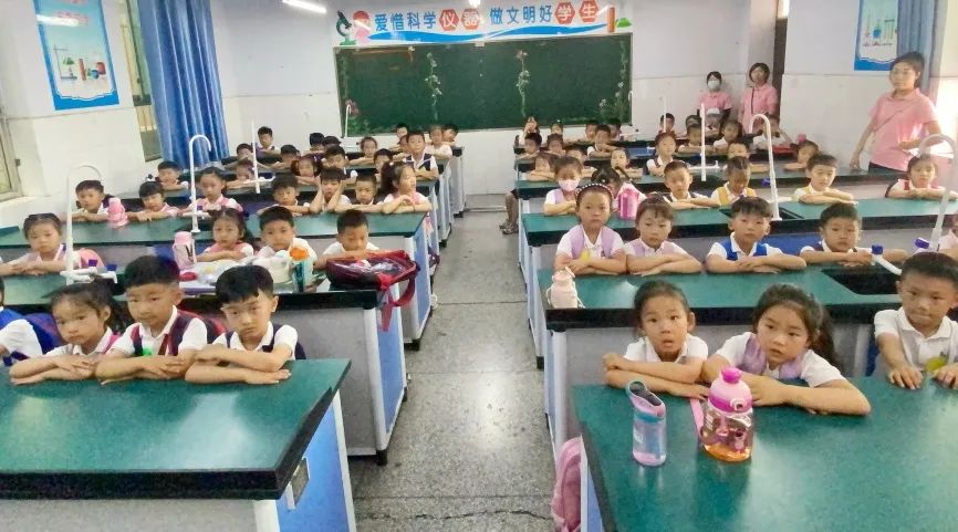 【园所动态】初探小学,礼遇成长——解放区第一幼儿园幼小衔接活动 第13张