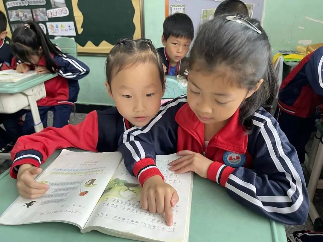 【幼小衔接】“小学零距离,成长初体验”——铜仁市第二十四幼儿园大班参观小学活动 第38张