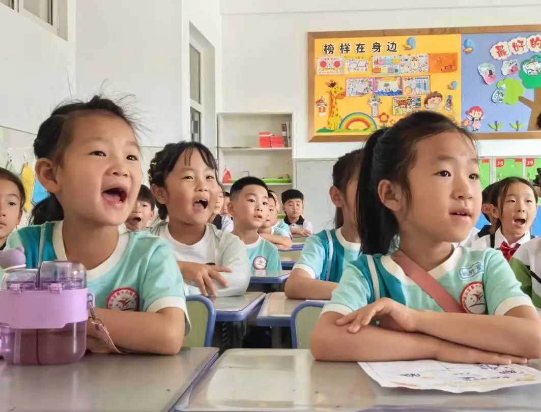 【红十八幼 • 幼小衔接】“趣”探小学  “幼”见成长——大班走进小学活动 第49张