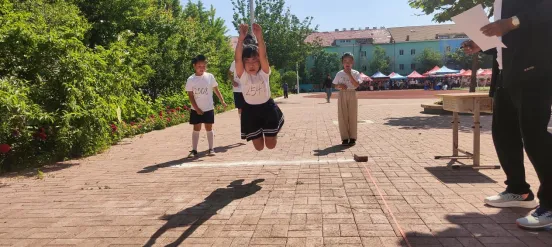 【含光小学】“多彩童年梦 运动庆六一”——康平县含光小学2024年春季运动会 第47张