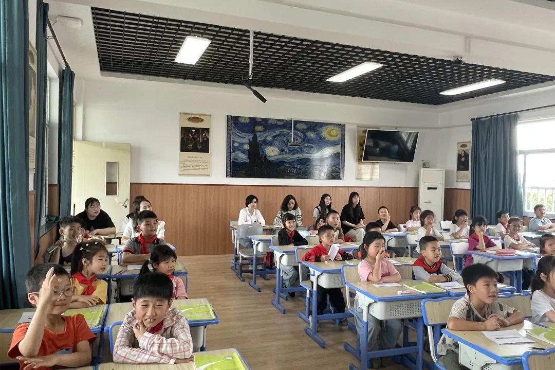 教科共研,智慧启航——海盐县滨海小学科研学术周活动 第12张