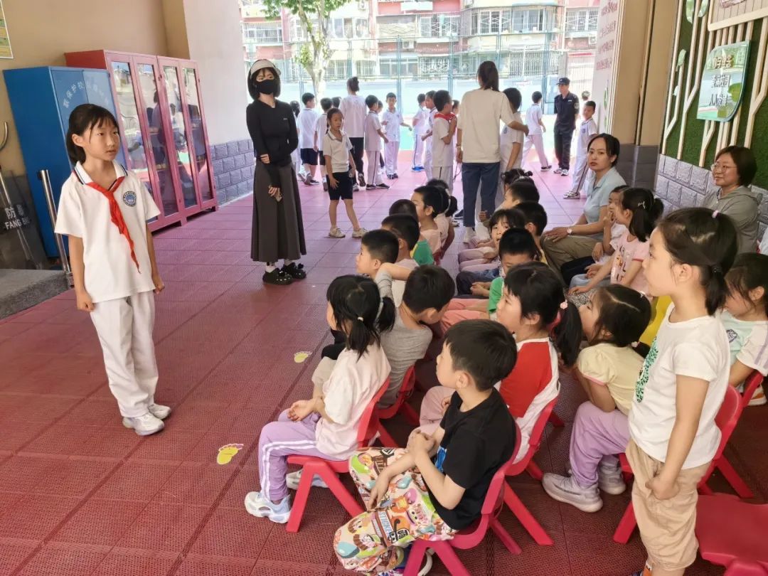 【幼小衔接  探秘小学】——北京中铁信达经贸有限公司幼儿园大班幼儿参观椿树馆小学活动 第29张