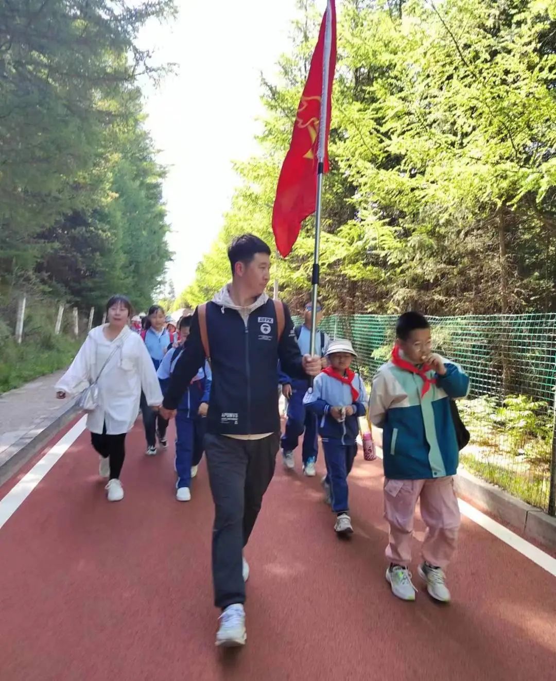 读万卷书 行万里路 ——宁武县东关小学校庆六一“红领巾家乡行” 研学活动 第3张