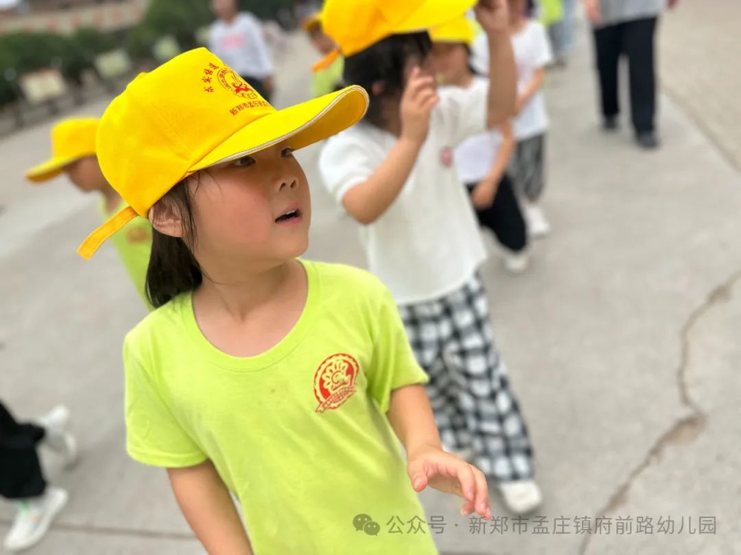 【府幼——幼小衔接】初遇小学 筑梦成长——新郑市孟庄镇府前路幼儿园幼小衔接之大班幼儿参观小学活动 第22张