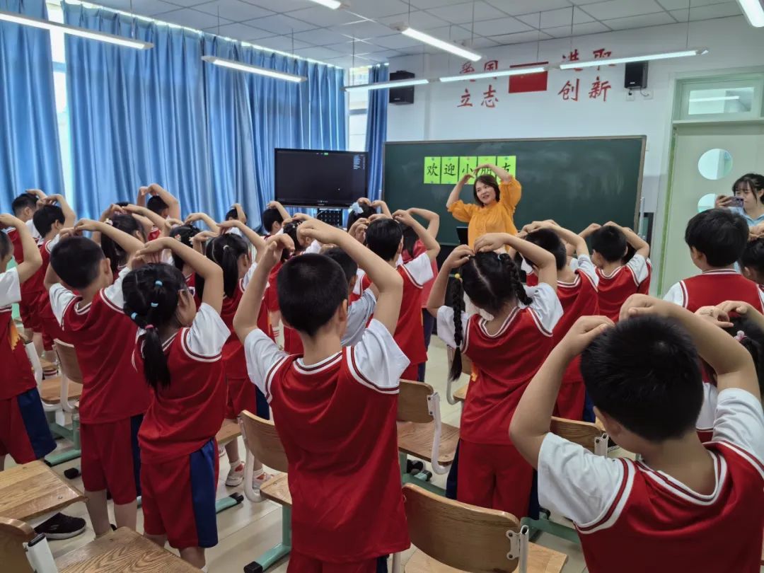 【幼小衔接  探秘小学】——北京中铁信达经贸有限公司幼儿园大班幼儿参观椿树馆小学活动 第19张