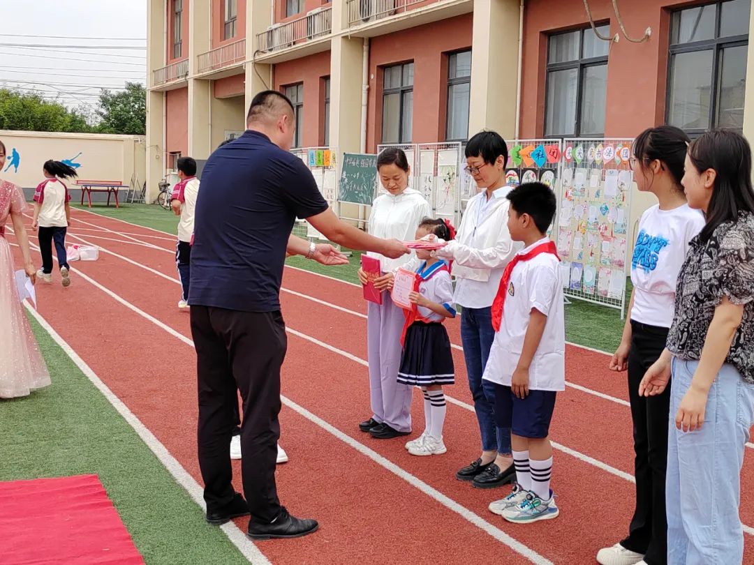 【西咸新区沣东新城八一小学•庆六一】中华崛起 强国有我——八一小学庆六一文艺汇演活动圆满落幕 第63张